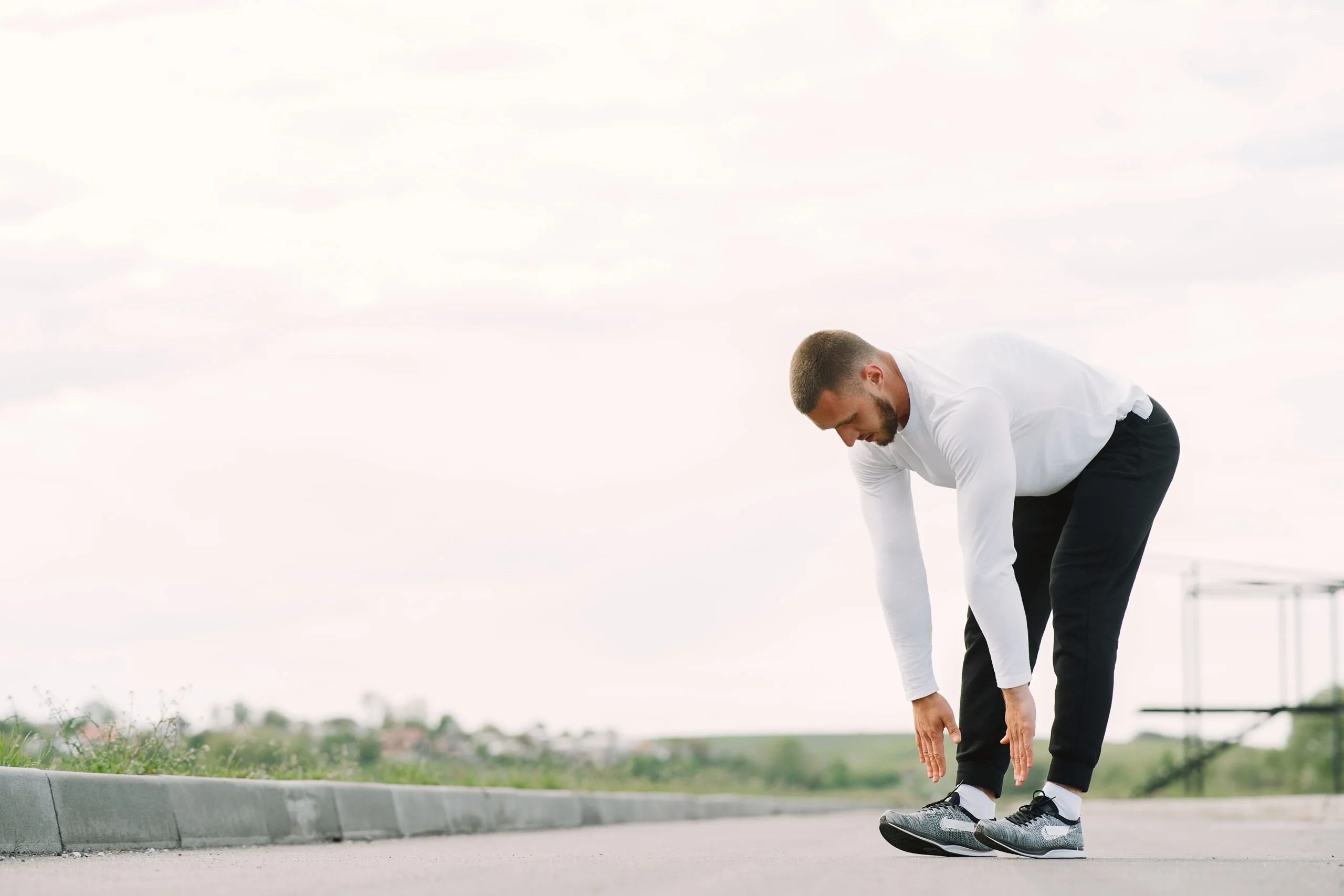 10 daily habits to improve your posture naturally